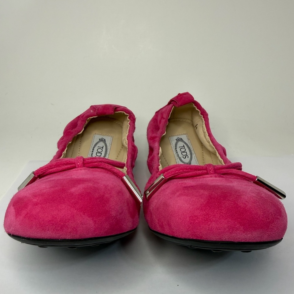 Tod's Gommino Bright Pink Suede Ballet Flat NEW never worn - Picture 3 of 16